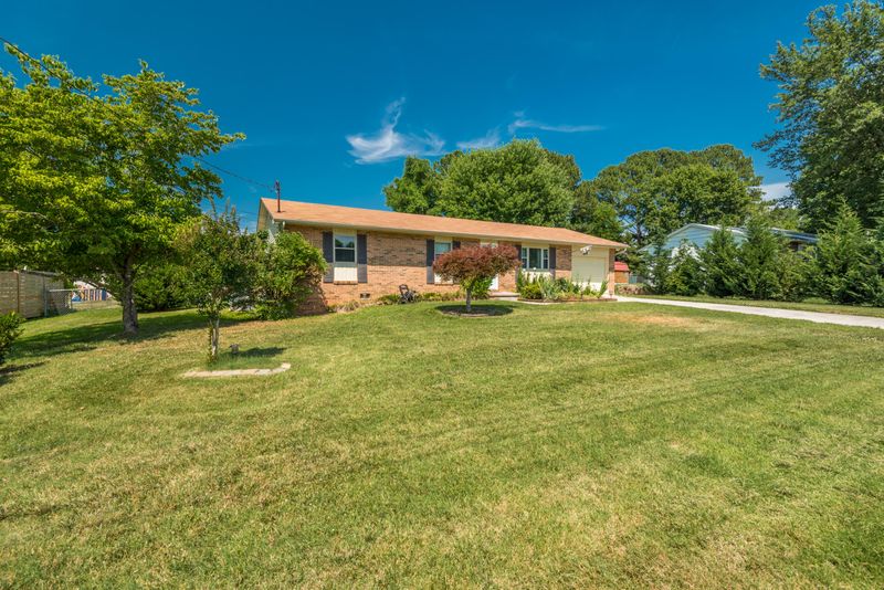 116 Brampton Rd, Knoxville, TN 37934