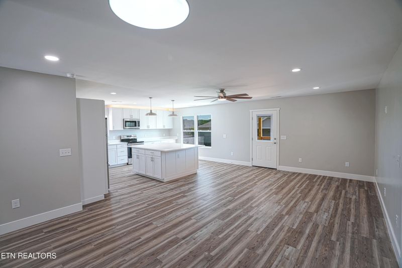 116 Cena Ln, Harriman, TN 37748