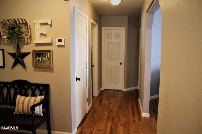 116 County 438 Rd, Athens, TN 37303