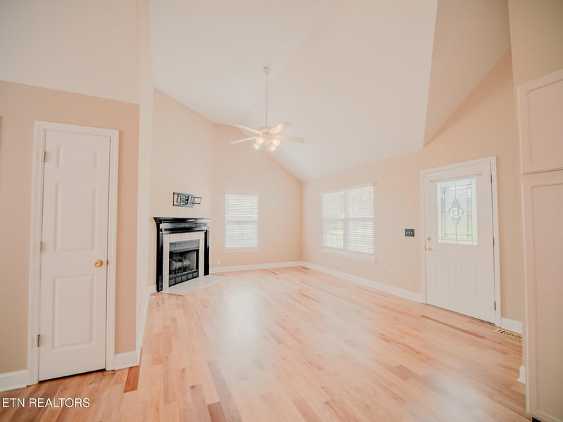 116 Deer Path Tr, Vonore, TN 37885