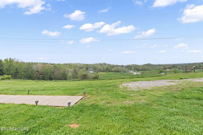 116 Delia Young Ln, Wartburg, TN 37887