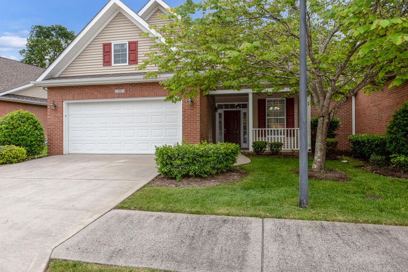 116 Devanshire Ct, Oak Ridge, TN 37830