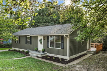 116 E Arrowwood Rd, Oak Ridge, TN 37830