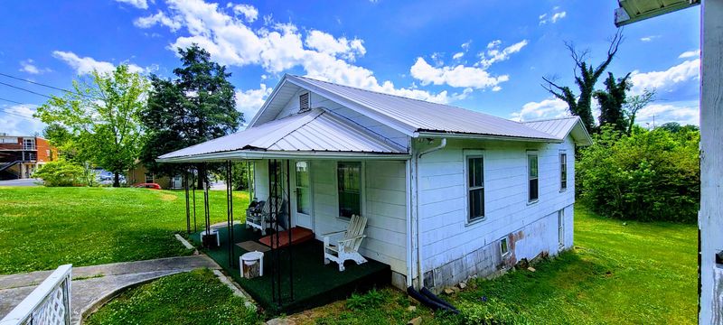 116 Flanders Ave, Harriman, TN 37748