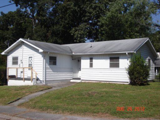 116 Gordon Rd, Oak Ridge, TN 37830
