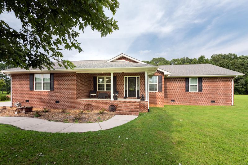 116 Hillcrest Rd, Madisonville, TN 37354