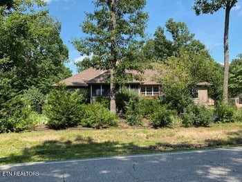 116 Huntington Dr, Fairfield Glade, TN 38558