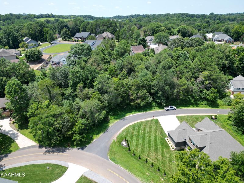 116 Ootsima Way, Loudon, TN 37774