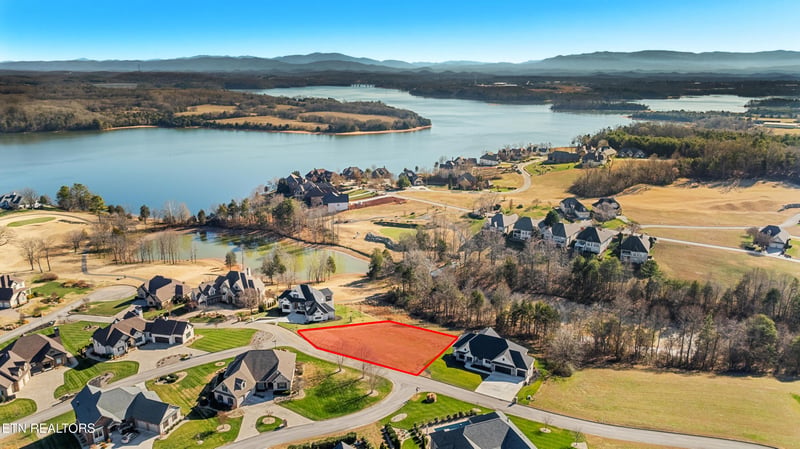 116 Parkside Dr, Vonore, TN 37885