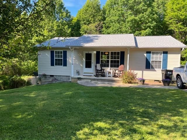 116 Phillips Ln, Clinton, TN 37716