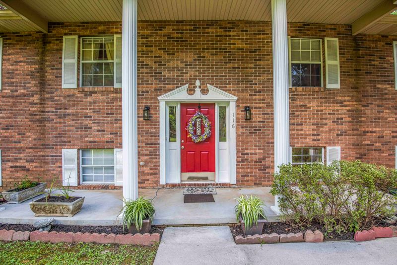 116 Pioneer Dr, Clinton, TN 37716