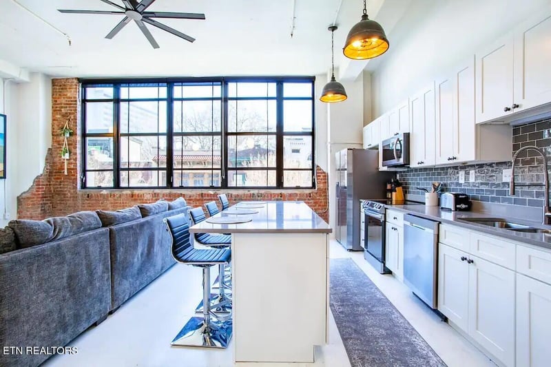 116 S Gay St #205, Knoxville, TN 37902