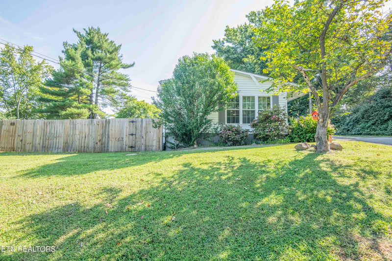 116 S Pine St, Maryville, TN 37804