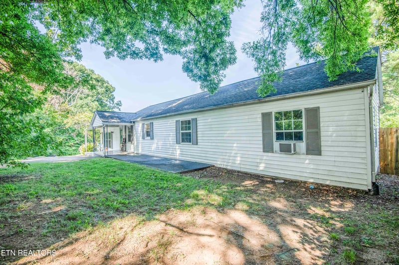 116 S Pine St, Maryville, TN 37804