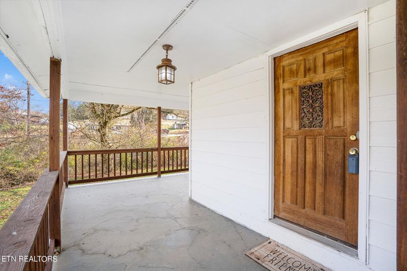 116 S Ridge View Rd, Luttrell, TN 37779