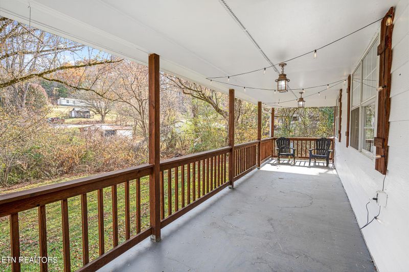 116 S Ridge View Rd, Luttrell, TN 37779