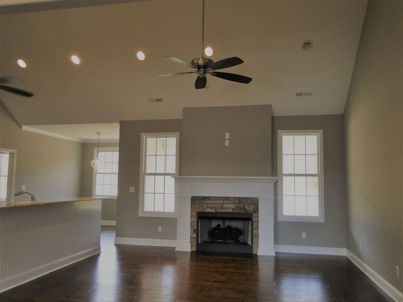 116 Tempura Dr, Oak Ridge, TN 37830