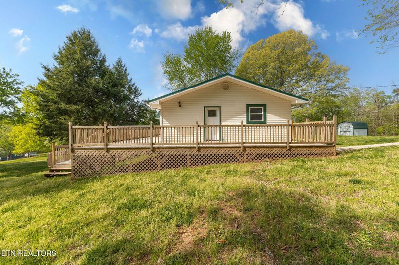 116 Thomas Ln, Kingston, TN 37763