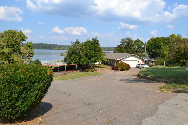 116 Two Rivers Ln, Louisville, TN 37777
