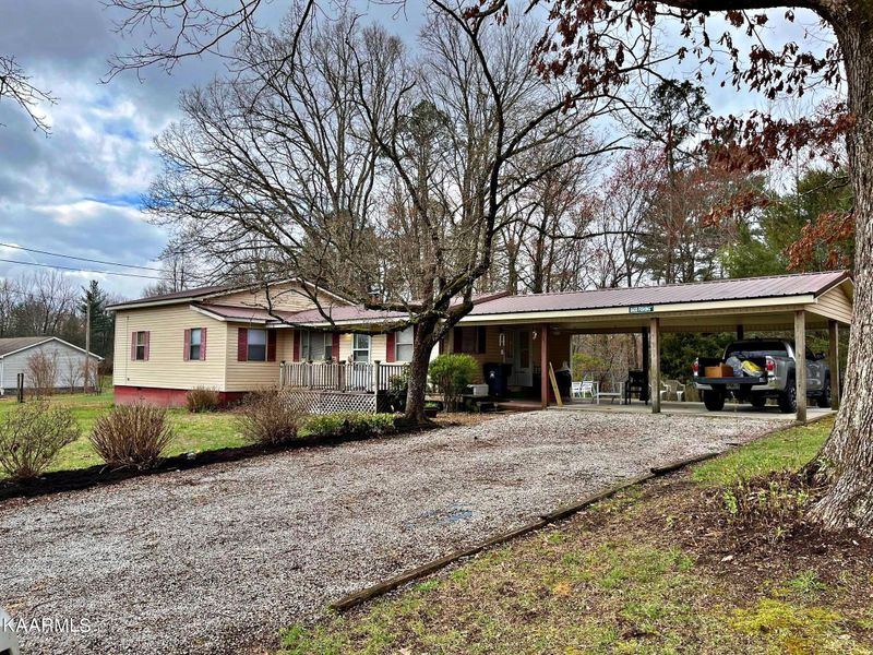 116 Upper Whestone Rd, Harriman, TN 37748