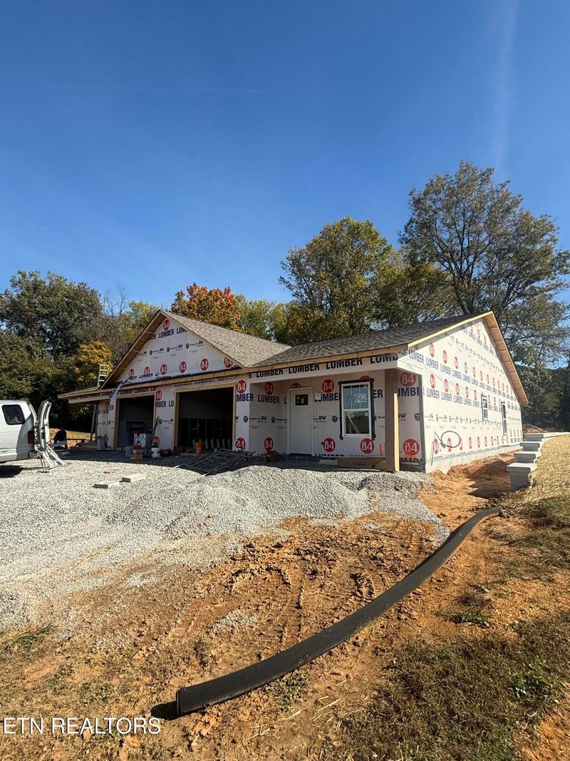 116 Verton Dr #2, Powell, TN 37849