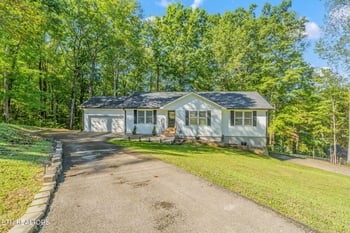 116 Wheeler Ln, Oliver Springs, TN 37840