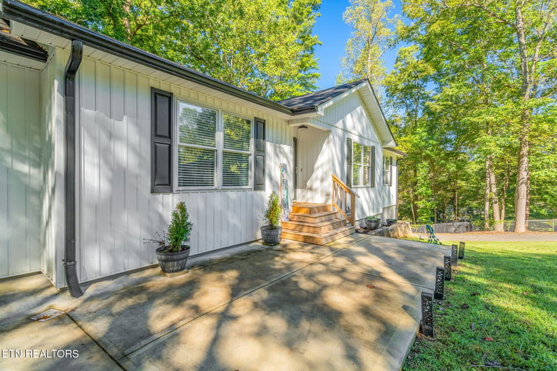 116 Wheeler Ln, Oliver Springs, TN 37840