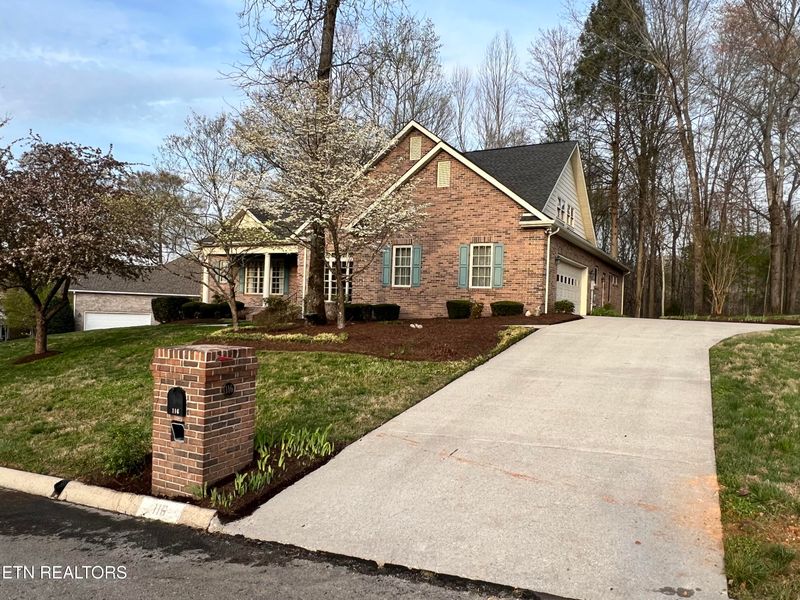 116 William Ln, Oak Ridge, TN 37830