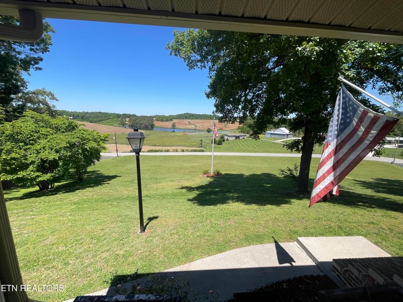 1160 Corinth Rd, Loudon, TN 37774