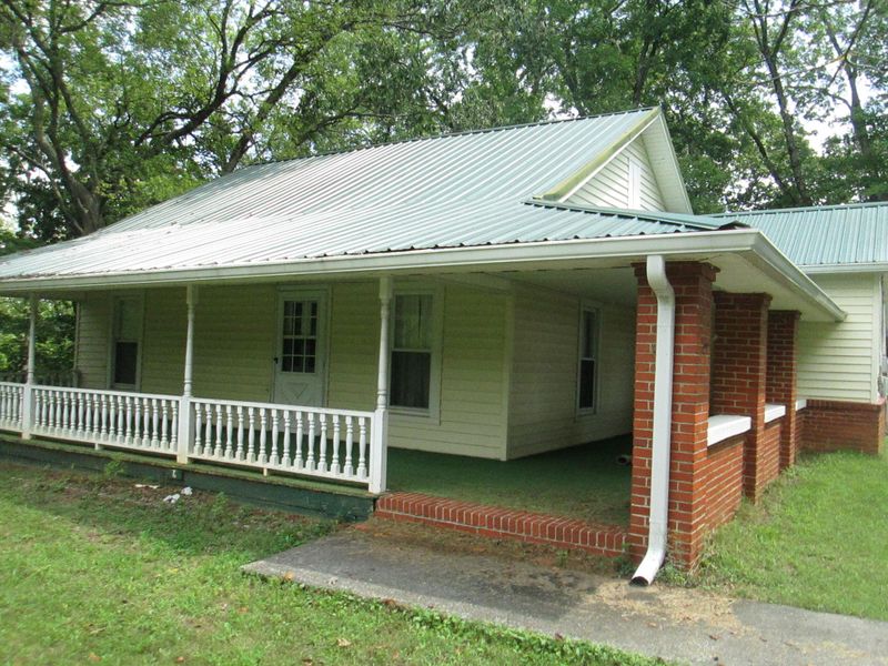1160 Poplar St, Alcoa, TN 37701