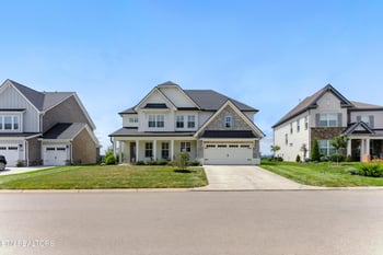 11608 Boston Ivy Ln, Knoxville, TN 37932