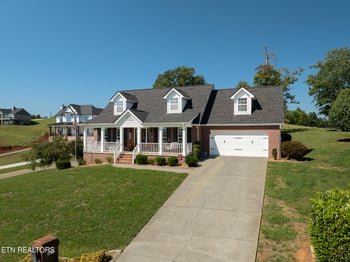 1161 Summerfield Dr, Maryville, TN 37801
