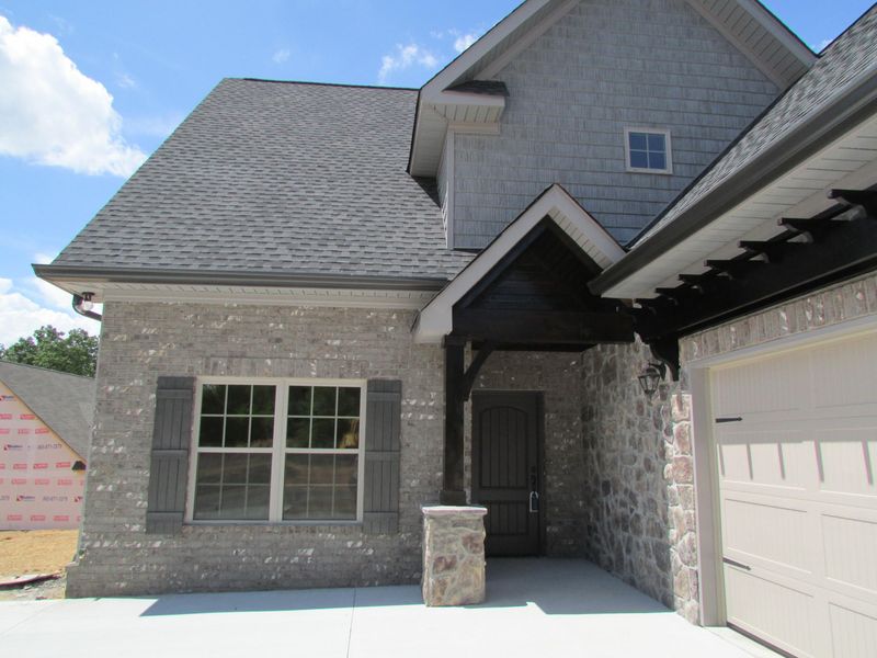 1162 Jacksonian Way, Lenoir City, TN 37772