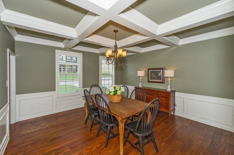 11624 Edison Dr, Knoxville, TN 37932