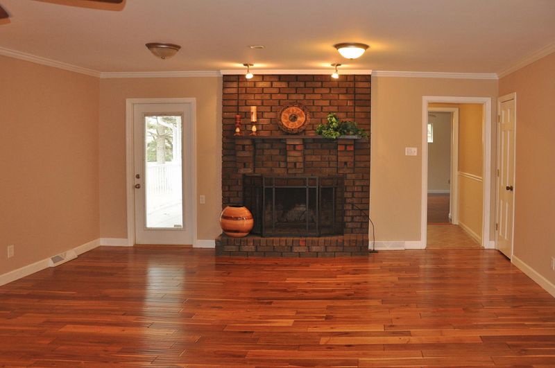 11624 Georgetowne Dr, Knoxville, TN 37934