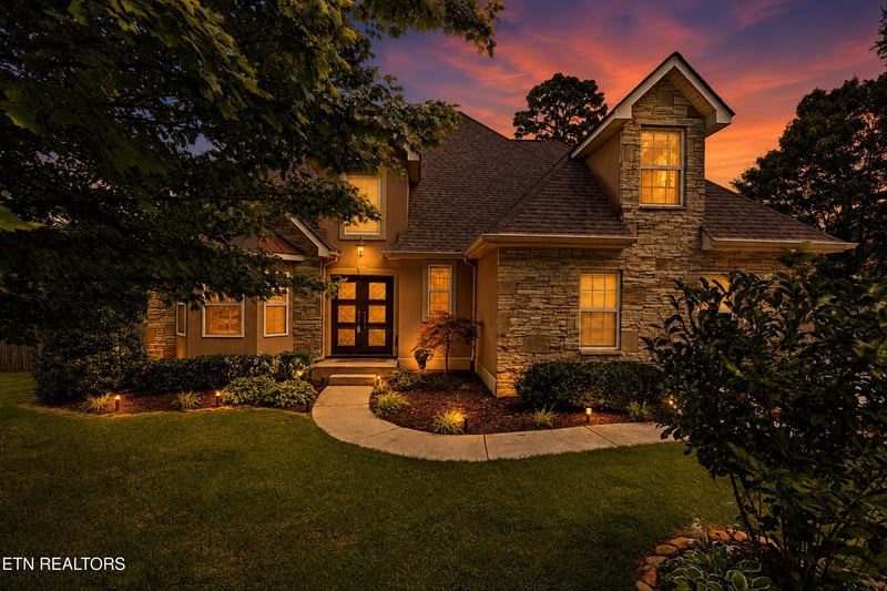 1164 Heatherfield Ln, Knoxville, TN 37909