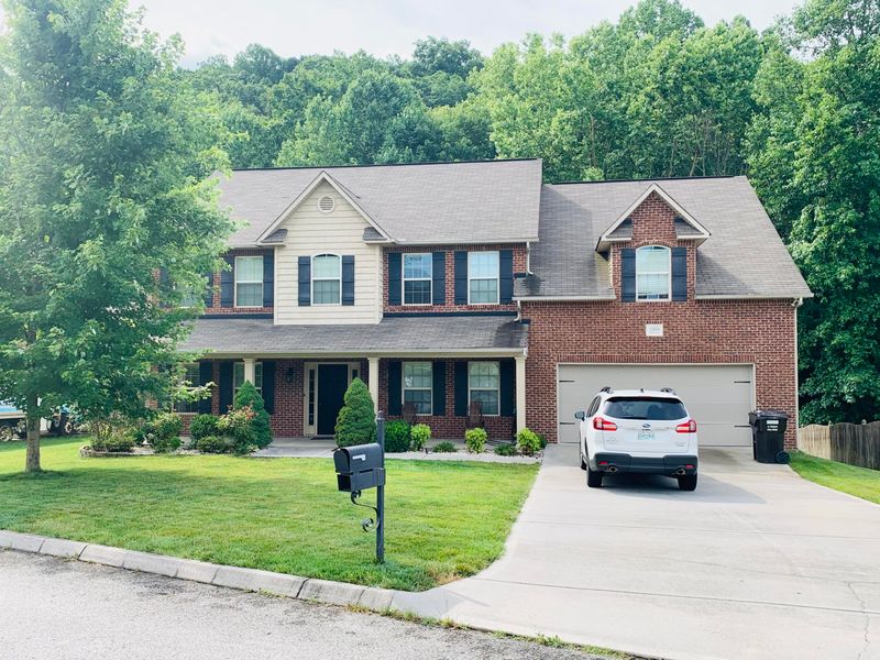 11654 Edison Dr, Knoxville, TN 37932