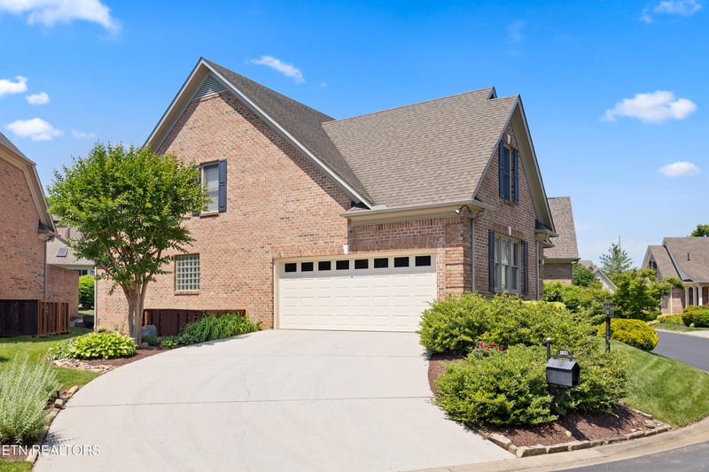 1166 Highgrove Gardens Way, Knoxville, TN 37922