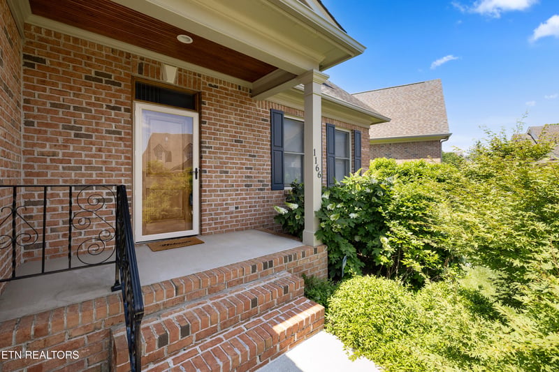1166 Highgrove Gardens Way, Knoxville, TN 37922