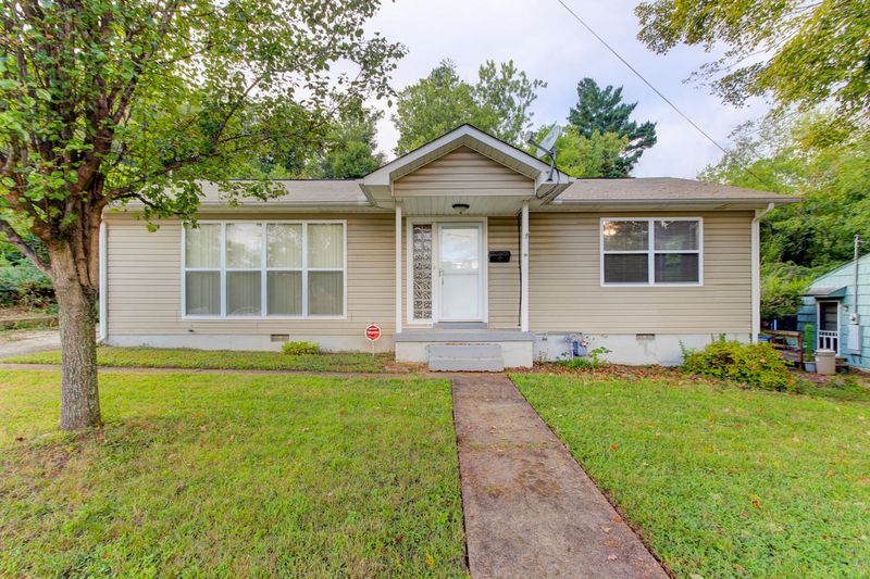 117 Alger Rd, Oak Ridge, TN 37830