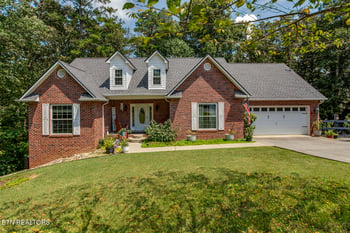 117 Ambassador Ln, Powell, TN 37849