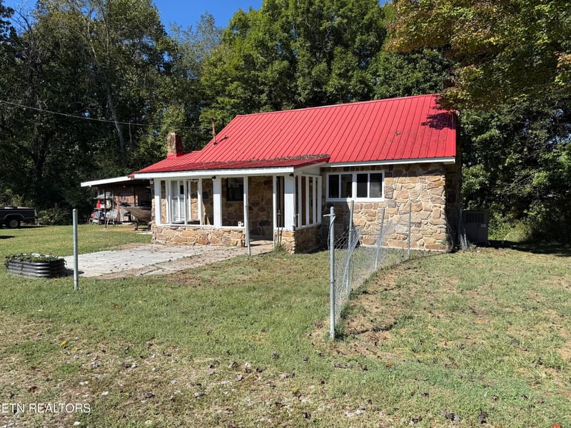 117 Arrowhead Tr, Kingston, TN 37763