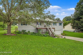 117 Bertha Ln, Jacksboro, TN 37757