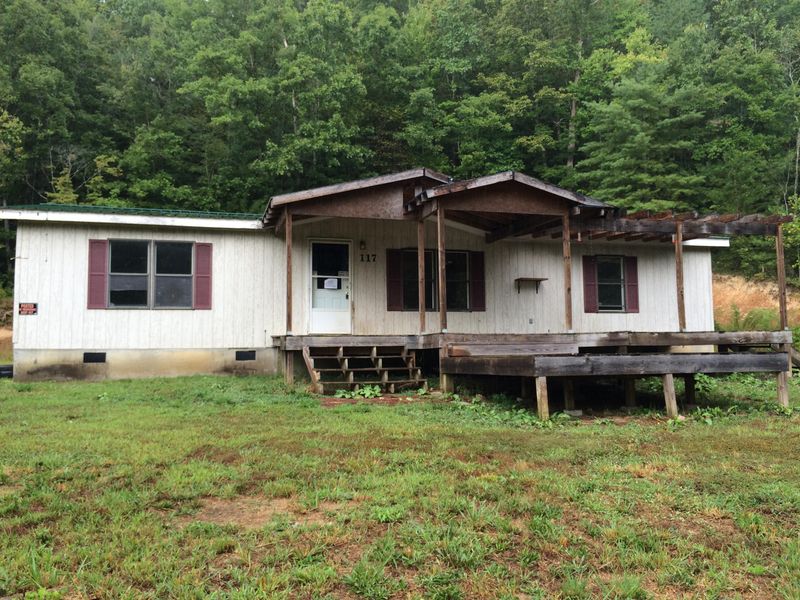 117 Bitter Creek Ln, Harriman, TN 37748