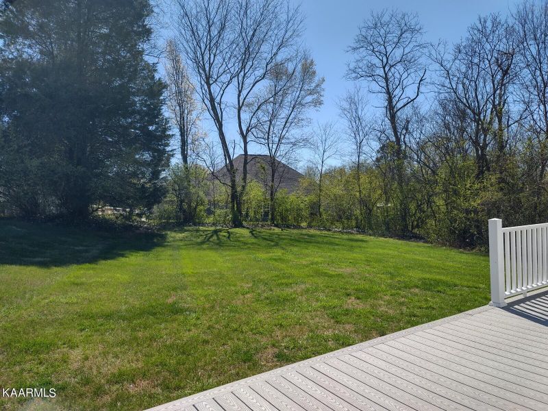 117 Chatuga Dr, Loudon, TN 37774