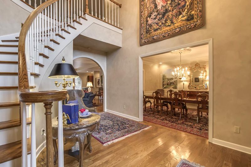 117 Danbury Dr, Oak Ridge, TN 37830