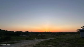 117 Delia Young Ln, Wartburg, TN 37887