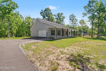 117 Divide Tr, Monterey, TN 38574