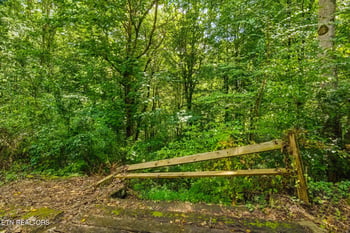 117 Garnet Ln, Oak Ridge, TN 37830