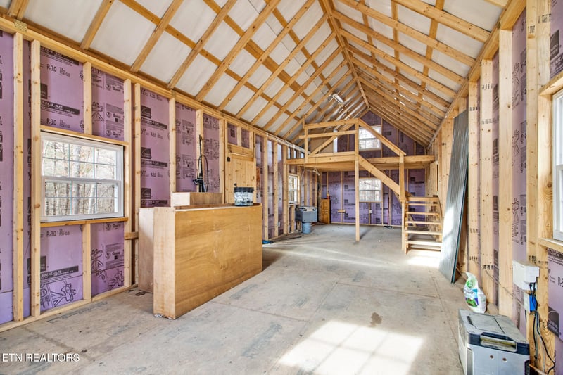 117 Hensley Rd, Deer Lodge, TN 37726